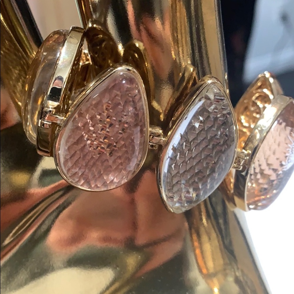 9 bracelets - Picture 4 of 6